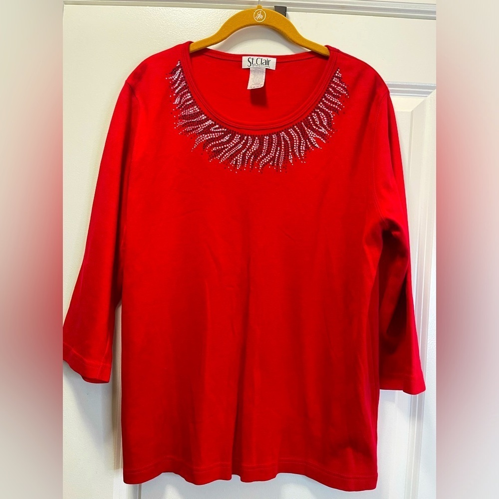 NWOT St. Claire International Rhinestone Embellished 3/4 Sleeve Top. Size Large.